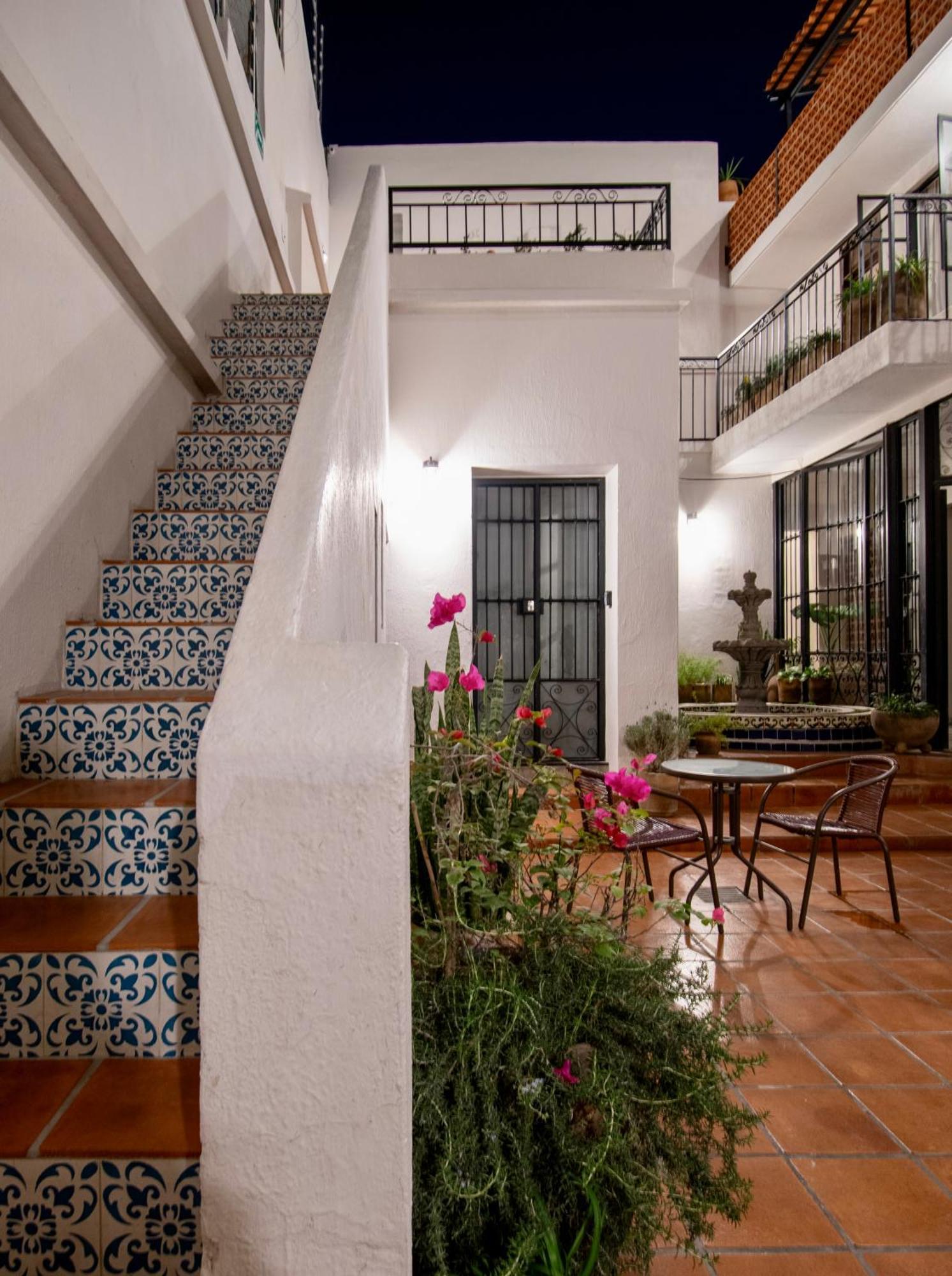 Casa Irake Ξενοδοχείο Γκουανταλαχάρα Εξωτερικό φωτογραφία