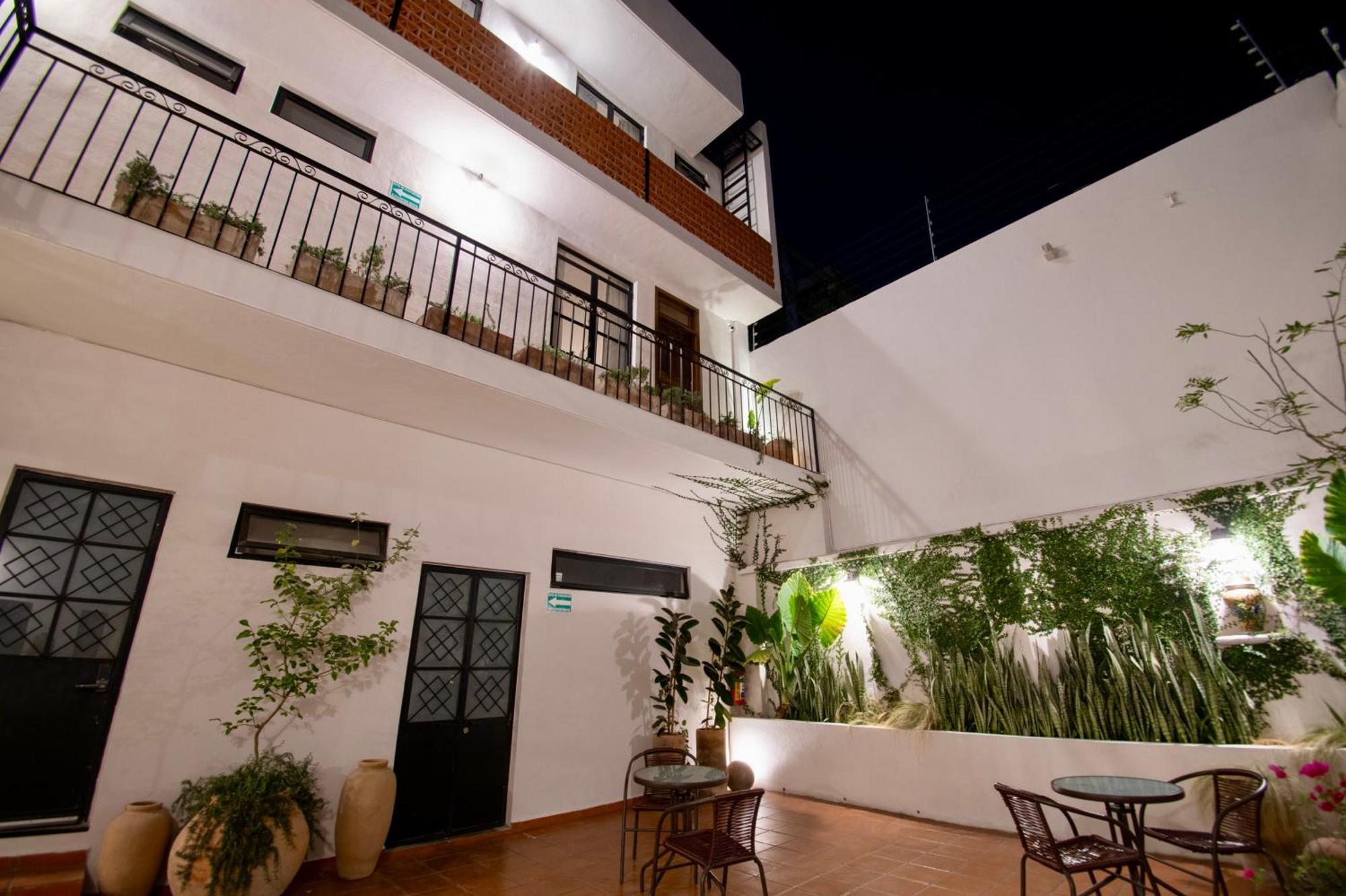 Casa Irake Ξενοδοχείο Γκουανταλαχάρα Εξωτερικό φωτογραφία